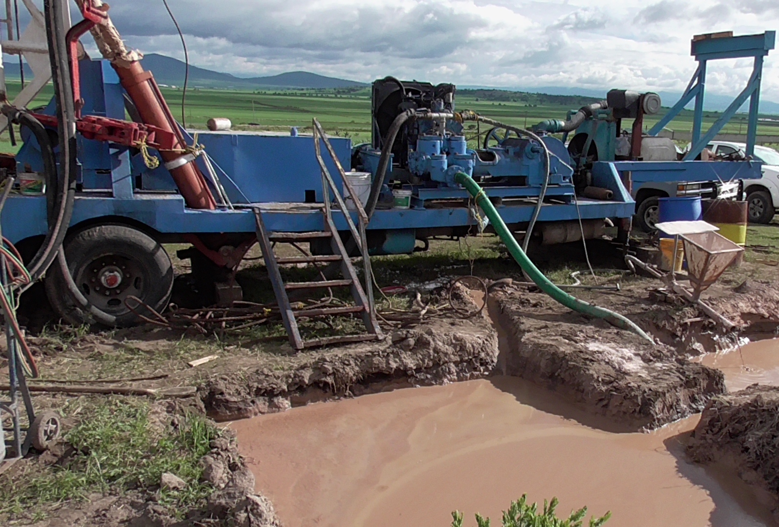 Perforan un Pozo de Agua